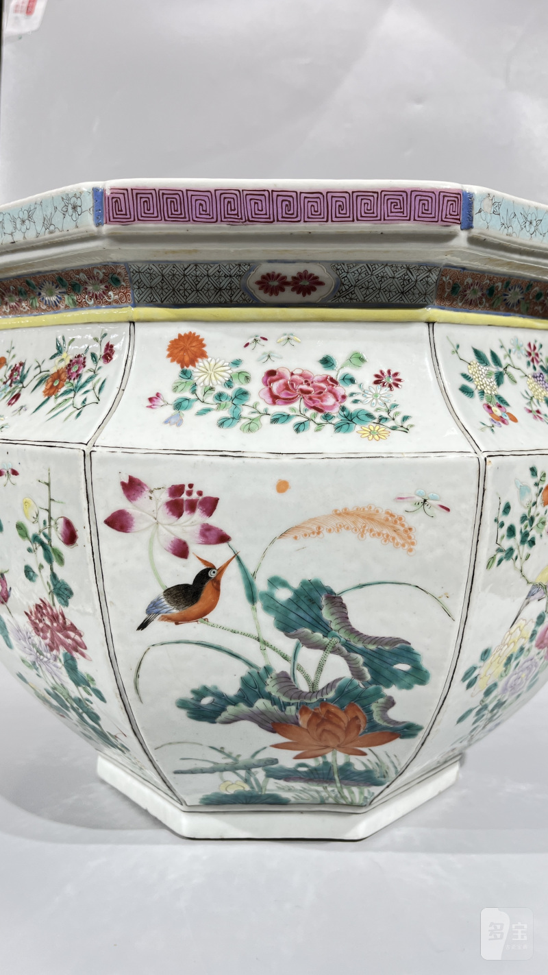 清 粉彩花卉纹八角缸 - 图5